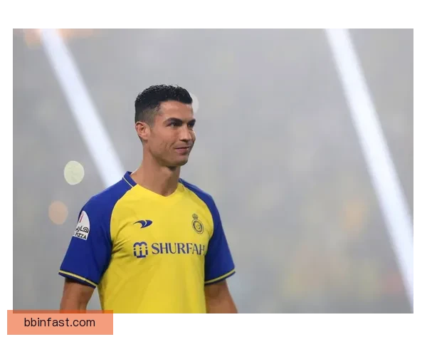 C罗不满冬窗零引援拒绝出战名记曝光其与管理层激烈对话细节